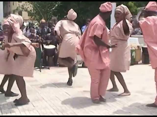 BATA DANCERS APPEASING SANGO