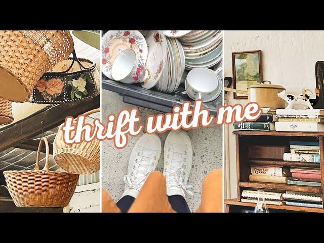 Thrifting Fabric + Cute Things For My Home! | THRIFT WITH ME + HAUL