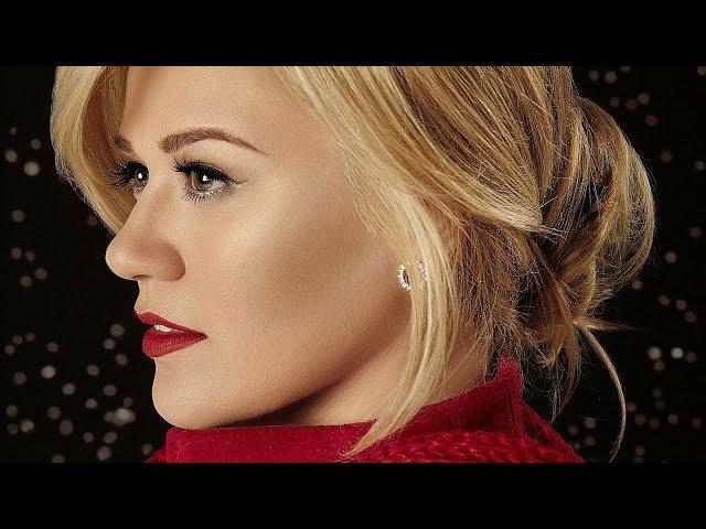 Kelly Clarkson | 'Wrapped In Red' Album Facts