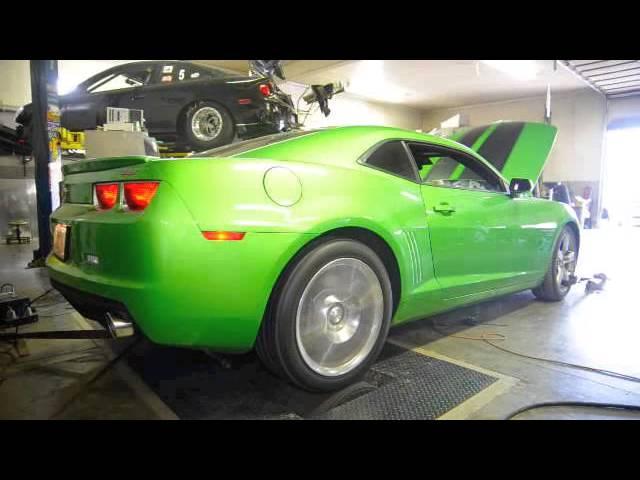 Mean Green! Tom Henry Racing Camaro on the dyno