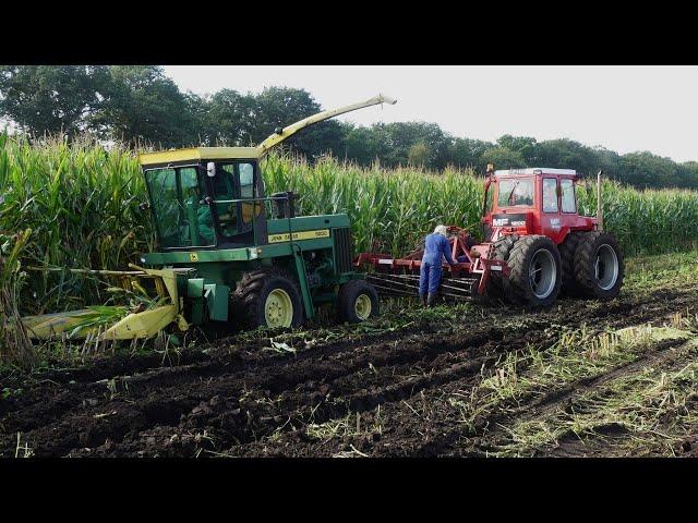 Perceel losmaaien met John Deere voorbereidingen Oldtimer Hakseldag Dalen 2024