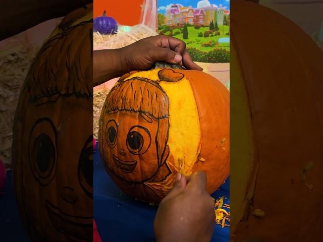 Mila's Halloween Pumpkin Carving Challenge!  #morphle #halloween #carving