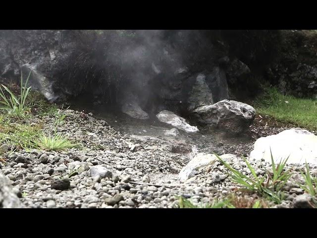 Naturgeräusche Wasser  |  Heiße Quelle in Island  |  Entspannungsgeräusche zum Meditieren