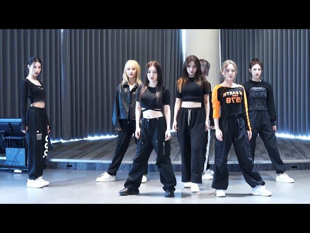 ICHILLIN’ - ‘Siren’ Dance Practice Mirrored