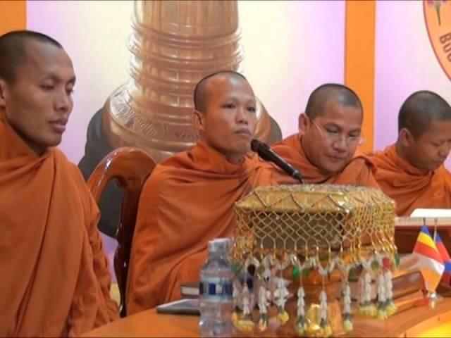 Khmer Buddhist talk with phun phakdey