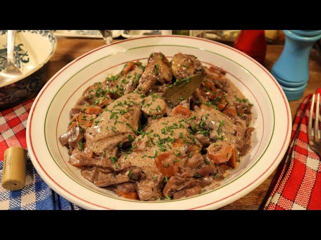 Mon POULET SAUCE BEAUJOLAIS NOUVEAU - Il a de la jambe ! - Mère Mitraille - Gourmandises TV