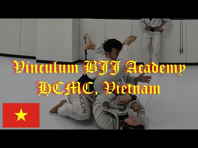 BJJ Roll 1 Round - Vinculum Academy, HCMC, Vietnam