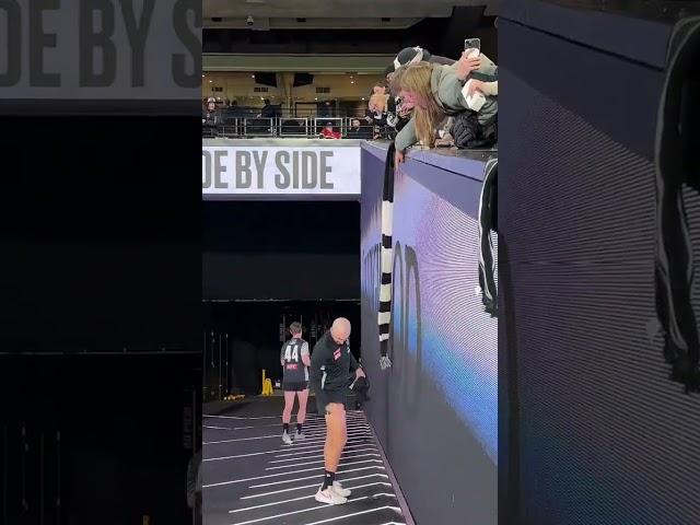 He was so confused at first  #afl #funny #collingwood #australianfootball  #football  #footy