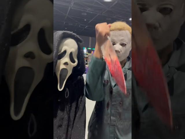 Who scares you more Michael Myers or Ghostface? #scream #halloween #michaelmyers #ghostface #horror