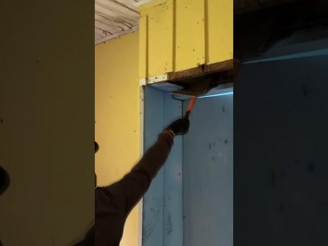 НАШЛИ СЕЙФ В ДВЕРНОМ ПРОЕМЕ, А ТАМ... #находки #клад #коп