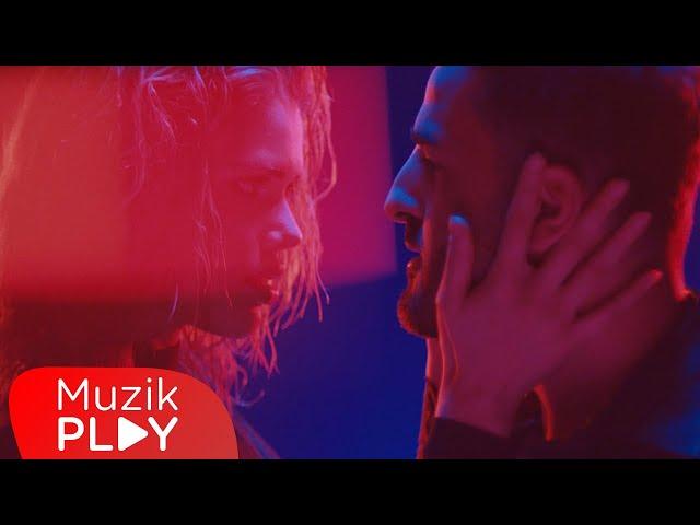 Sarp Kaya - Ne Var Ne Yok? (Official Video)