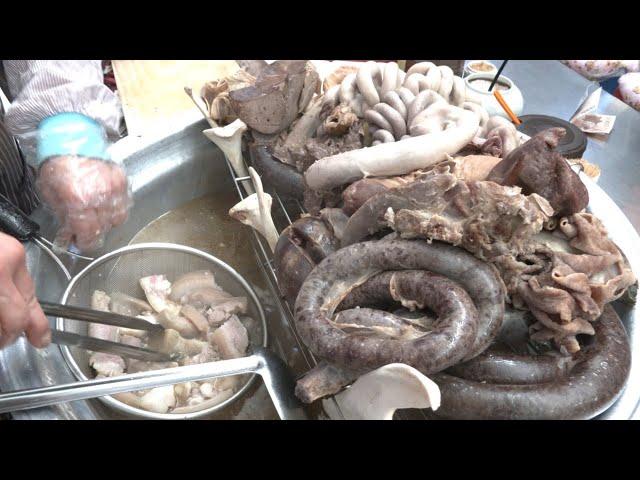 Daejeon Traditional Market Sundae Top 4 / pork intestines / Korean street food