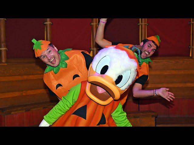 Walt Disney World Vlog | Day 3 | Mickey's Not So Scary Halloween | October 2022 | Adam Hattan