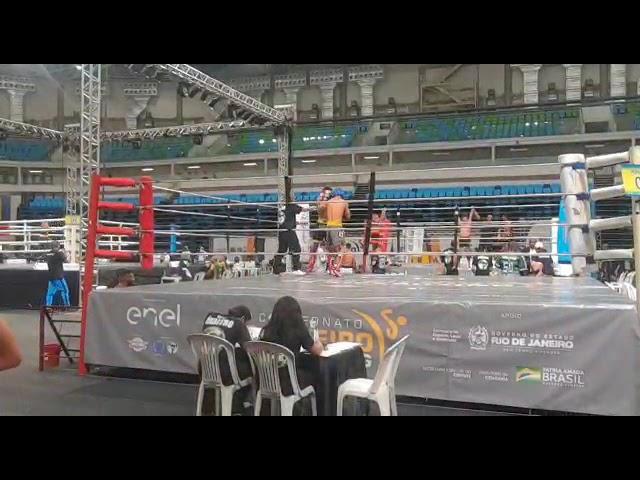 1 campeonato brasileiro de kickboxing no Rio de janeiro.