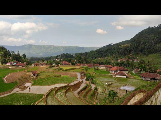 MasyaAllah !! Tak Di Sangka Bisa Sampai Ke Kampung Seindah Ini, Bak Serpihan Surga