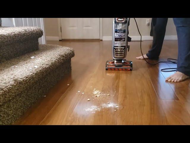 Shark ZU782 Rotator Lift Away DuoClean Pro Upright Vacuum Review