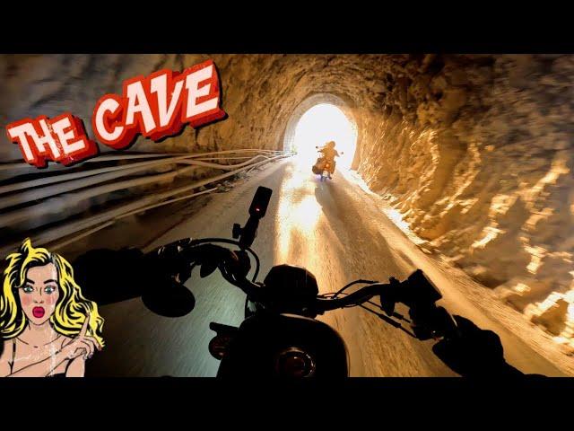 In MOTO dentro a una CAVA  |THE CAVE|