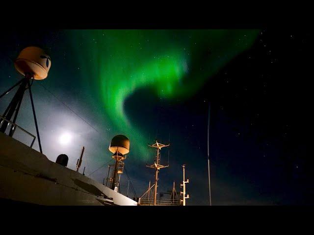 Northern Lights with Hurtigruten 4K .