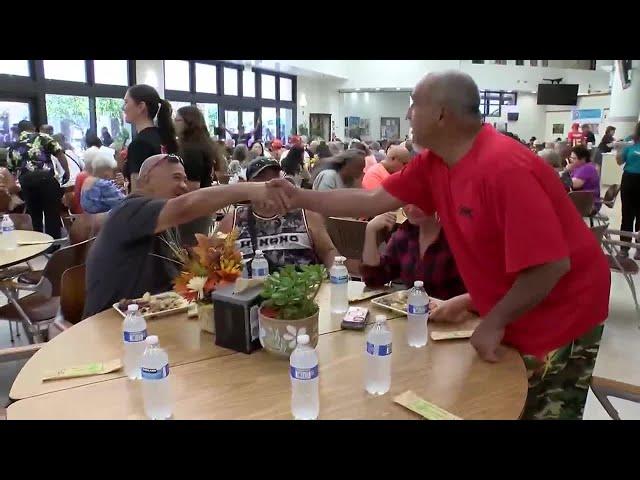 Ahead of Thanksgiving, hundreds receive free meals on Maui
