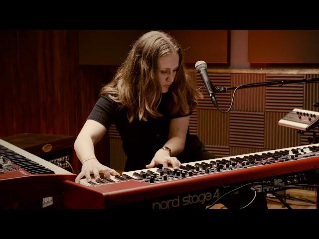 Bryn Bliska performs "Ten Mile" using her signature patches for Nord Stage 4!