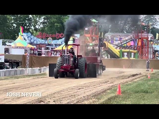 11,000 Altered Farm South Central Wisconsin Tractor Pullers Stoughton Wisconsin Fair