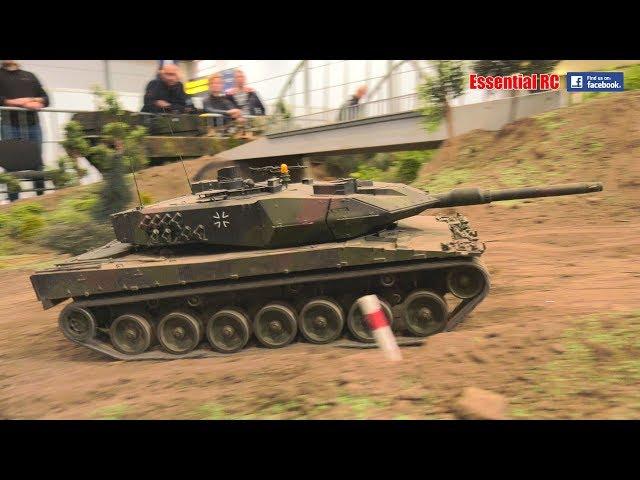 GERMAN HEAVY radio controlled (RC) TANKS in ACTION ! (realistic scenery)