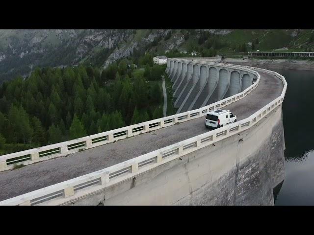 DOLOMITEN with CAMPERIA - Minicamper