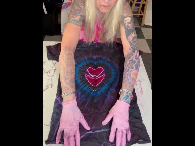 Classic Peace Sign with Geodes #tiedye #art #tiedyeartist #tiedyepeace