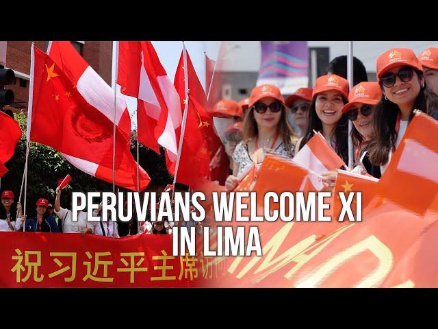 Locals gather to welcome President Xi Jinping to Peru