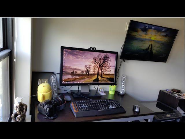 My Desk Setup Tour 2015 - Qbking77