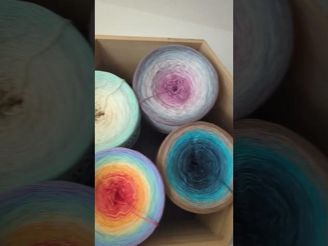 Funny Hooks Atelier #funnyhooks #wolle #yarn