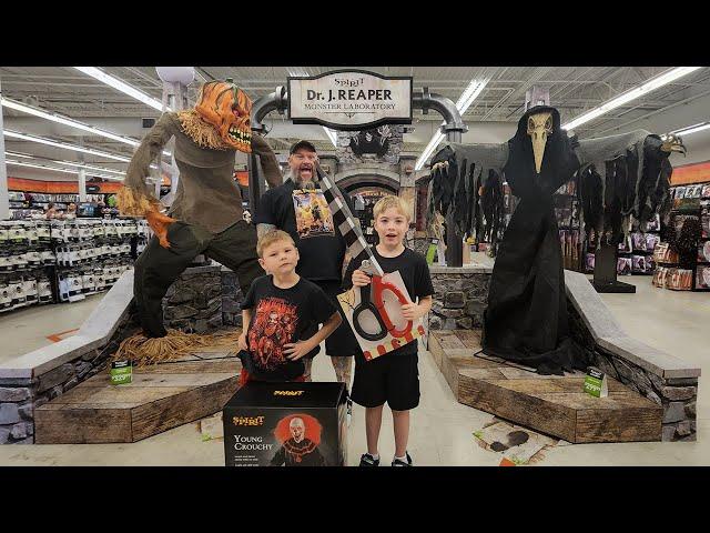 Brand New 2022 Spirit Halloween First Store Walkthrough!