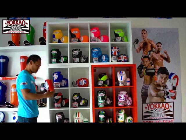 YOKKAO Muay Thai Shop Bangkok: Saenchai Shopping Muay Thai Gloves!