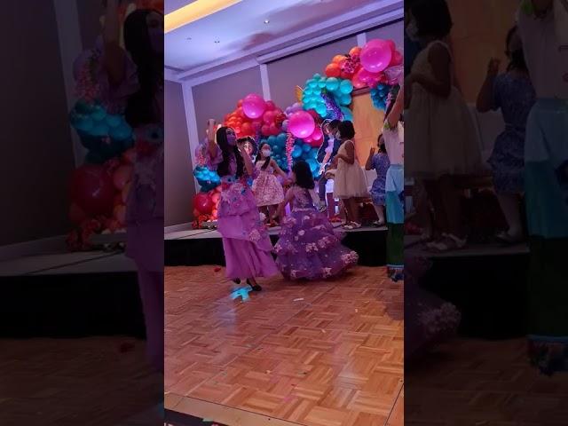 Chloe's Joson 7th birthday duet with Madison