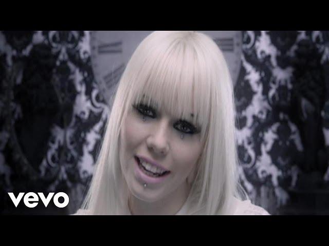 Kerli - Walking On Air