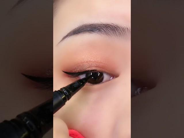 how to apply eyeliner | simple eyeliner tutorial 