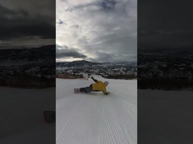 Extremely Fun Snowboard Carving