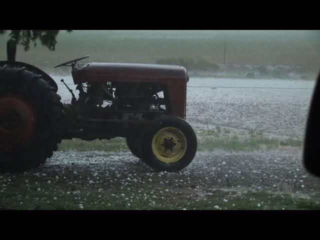 shooting the extreme, tornadoes, hurricanes, the aurora in HD