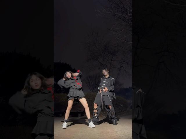 뚝딱이도 잘추는 것처럼 보일 수 있다는 커플 페어 댄스 #한일커플 #너네도춰 #도전 #뚝딱이 #뉴진스