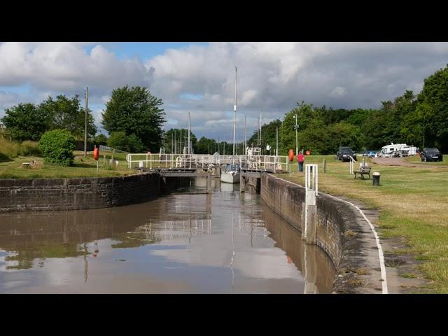 UK Lydney Harbour High Tide 4K