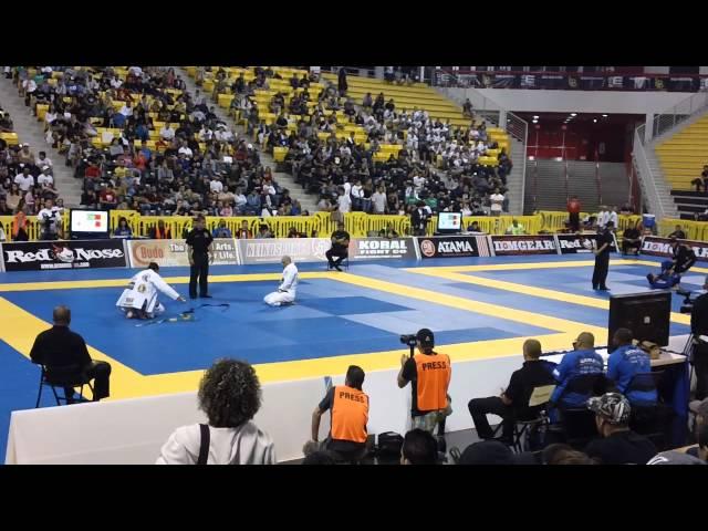 Kron Gracie vs. Leandro Lo 2011 IBJJF World Jiu Jitsu championship