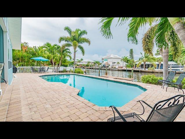 Jackies Cottage | Vacation Rental | Anna Maria Island Accommodations