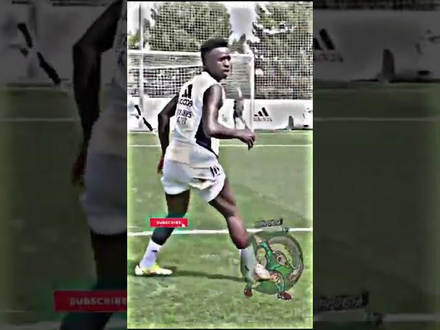 Vinicius No look Goal  #shorts #vinicius #realmadrid #skills