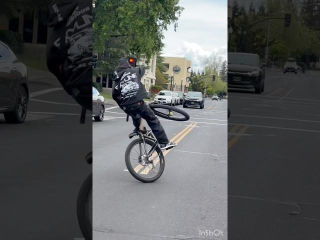 Harder than it looks  #bikelife #wheelies #biking #wheelie #stuntbike