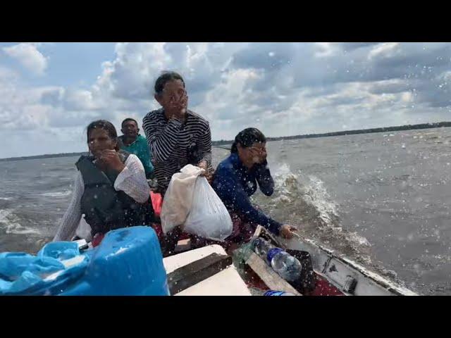 Por um milagre de Deus, nossa canoa não virou/ventania e banzeiro fortíssimo no lago Amanã