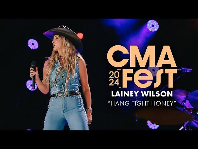 Lainey Wilson – “Hang Tight Honey” | CMA Fest 2024