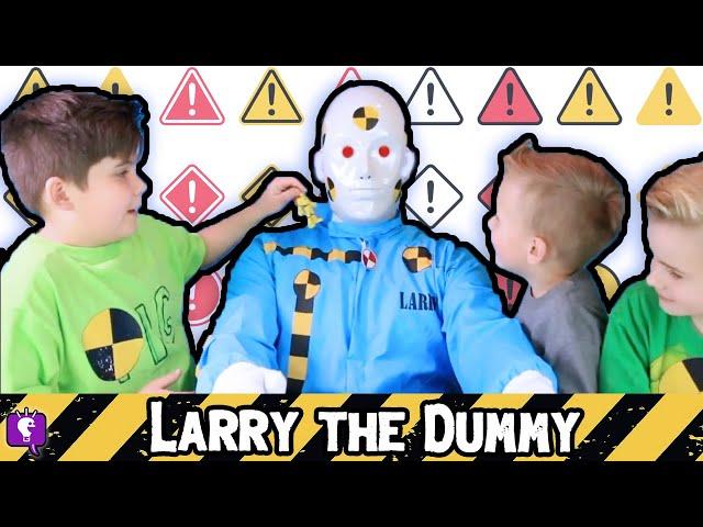 The Dummy! Foam Box Fort +Test Out Toys with HobbyKidsTV