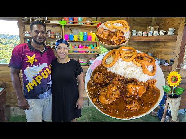 Yuli Cocina LAS SABROSAS Con Paticas De Cerdo. EL CUÑAO VISITA LA NUEVA COCINA. La vida en el campo