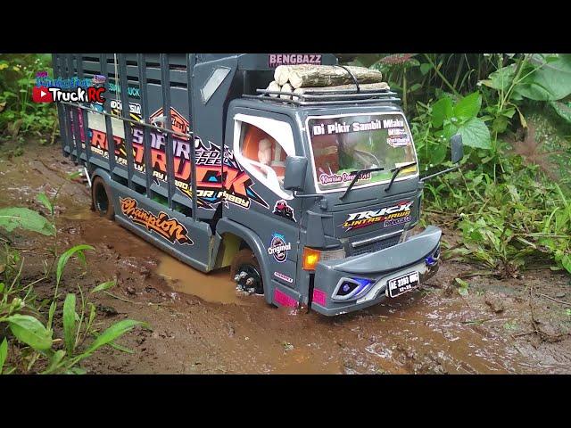 Suffering TRUCK DRIVER Stuck in The MUD With Heavy Load and Overload RC Truck Version