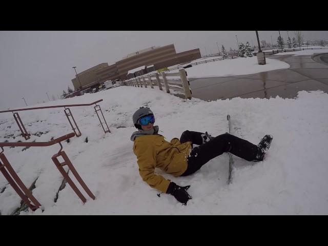 SKIER BANGS HIS SHIN